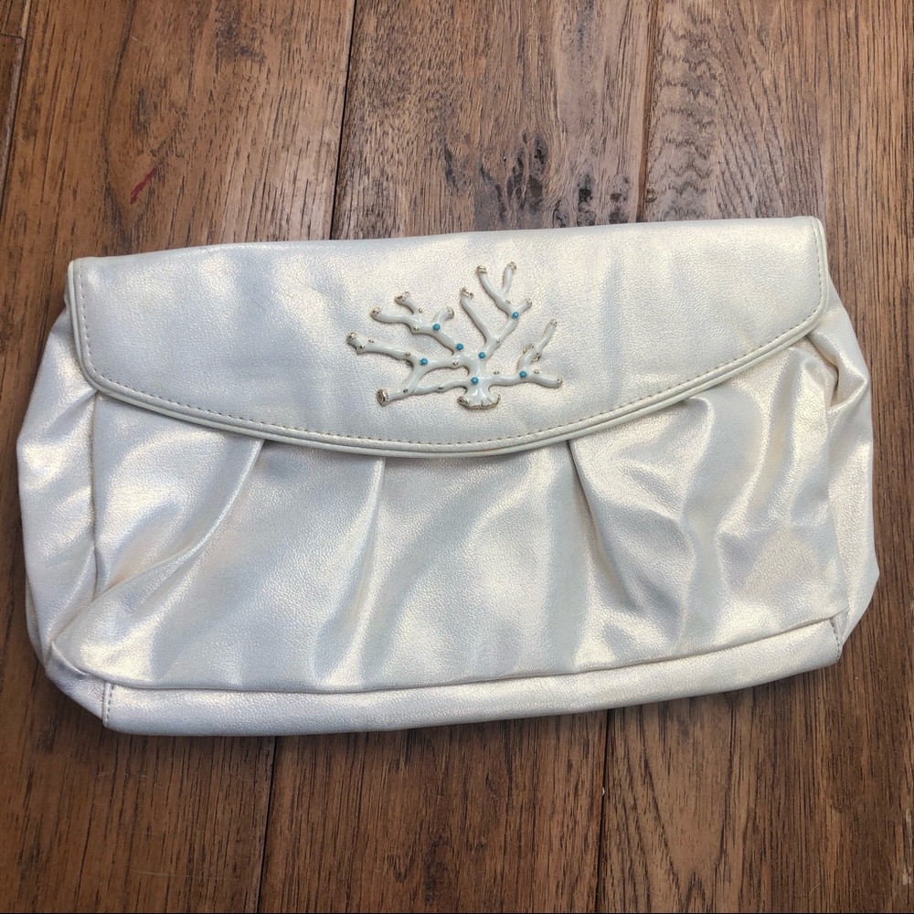 Lilly Pulitzer Glam it up Clutch Coral Metal Embellishments